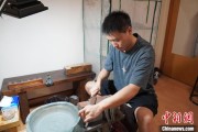 任丘成都“90后”小伙“十年磨一剑”：从爱好者到守艺人 传播中国文化